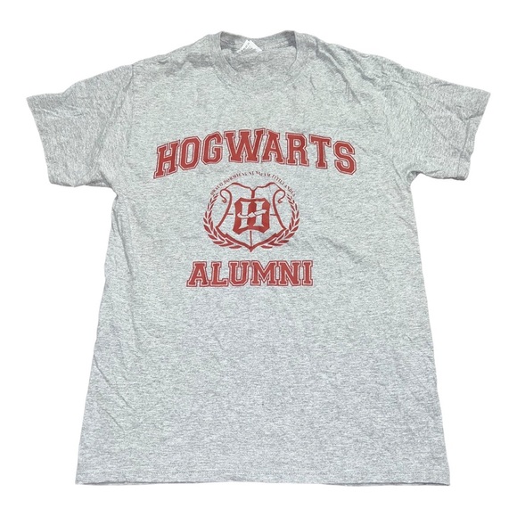 Hogwarts Alumni T-shirt - Picture 1 of 7